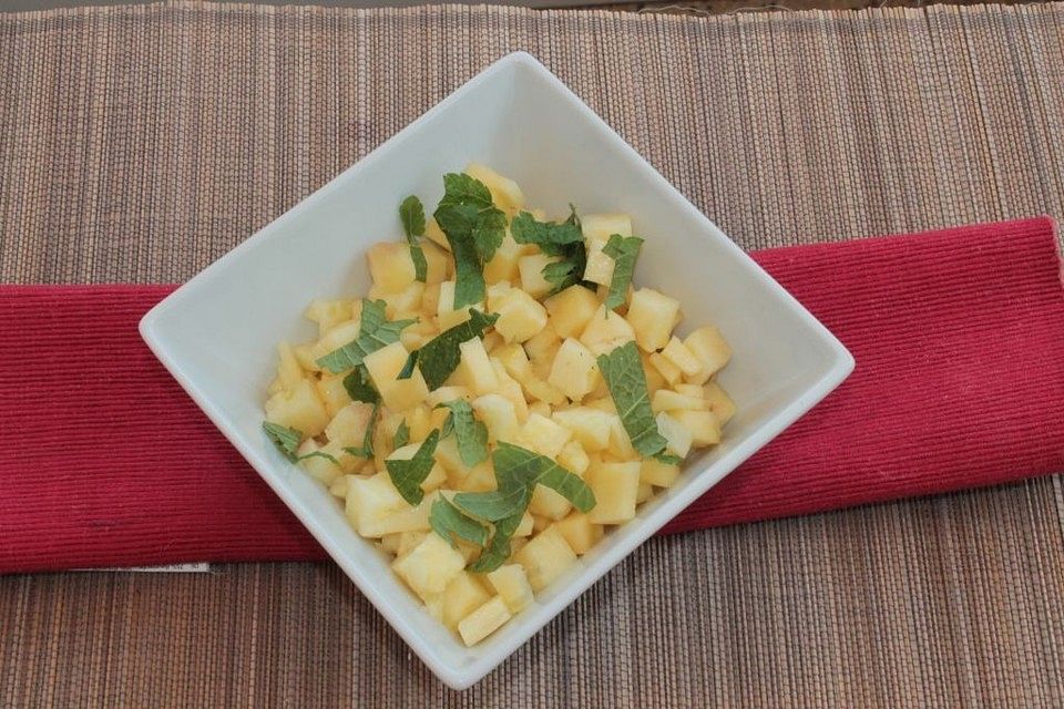 Ananas mit Minze