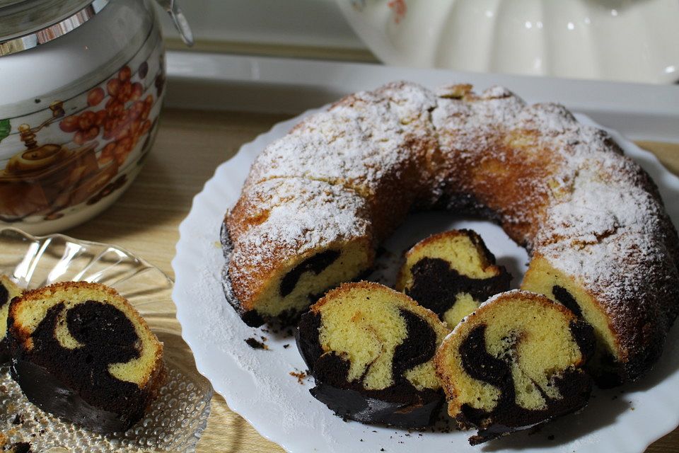 Klassischer Marmorkuchen