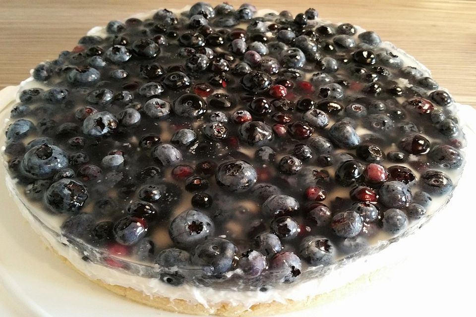 Heidelbeer-Joghurt-Torte