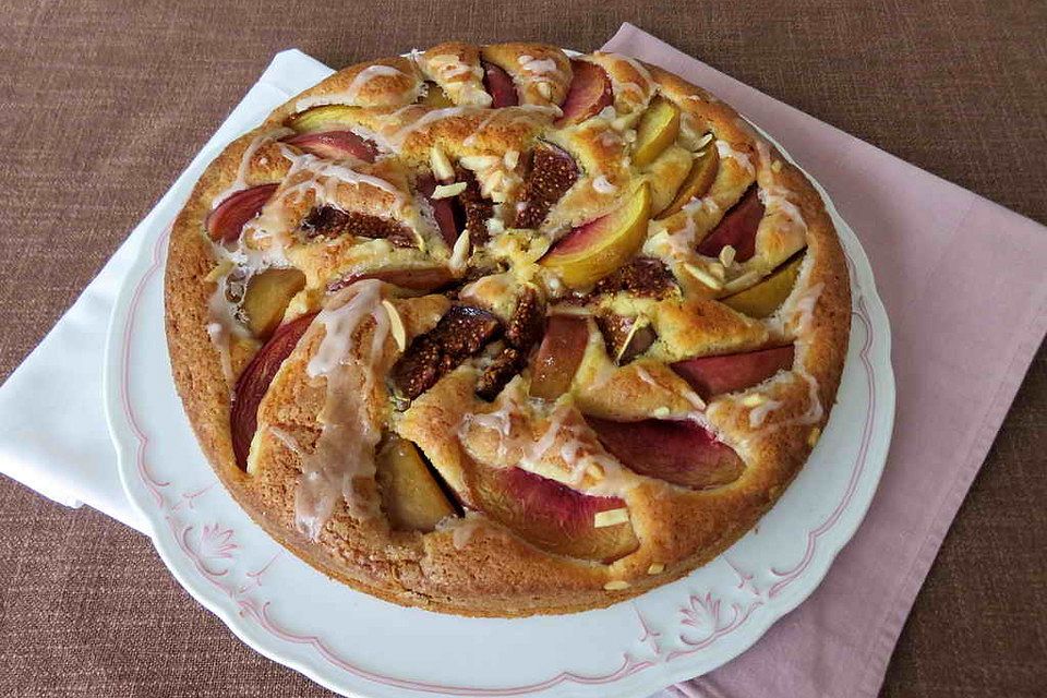 Nektarinen-Feigen-Kuchen