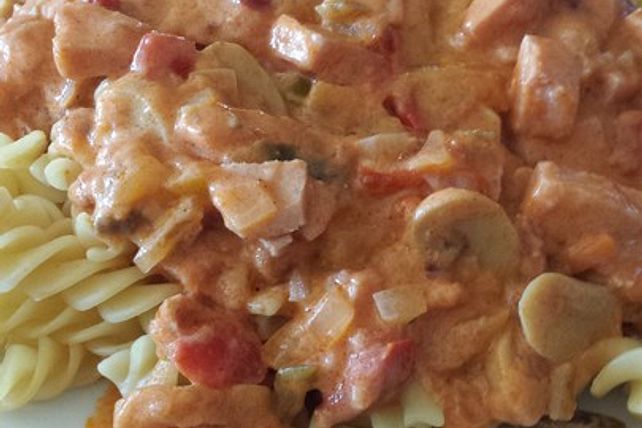 Fleischwurstpfanne mit Nudeln von ChefkochRobbi| Chefkoch