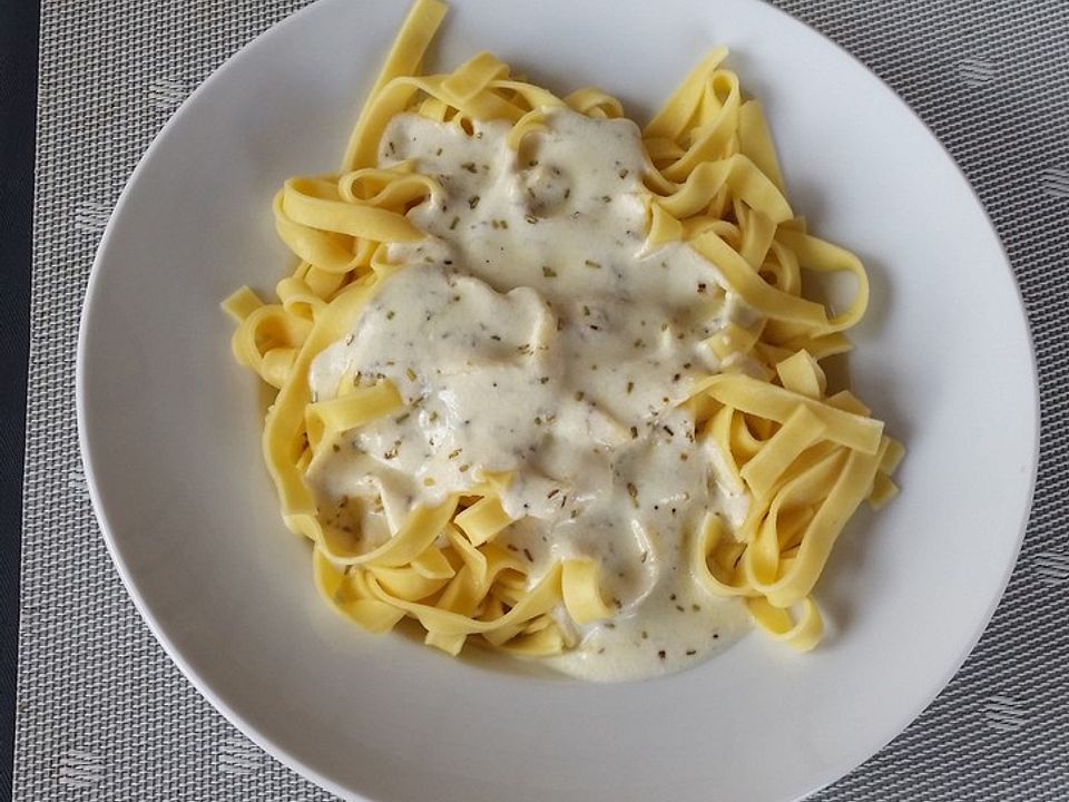Pasta in Rosmarin-Zitronen-Soße von Tiburonito| Chefkoch