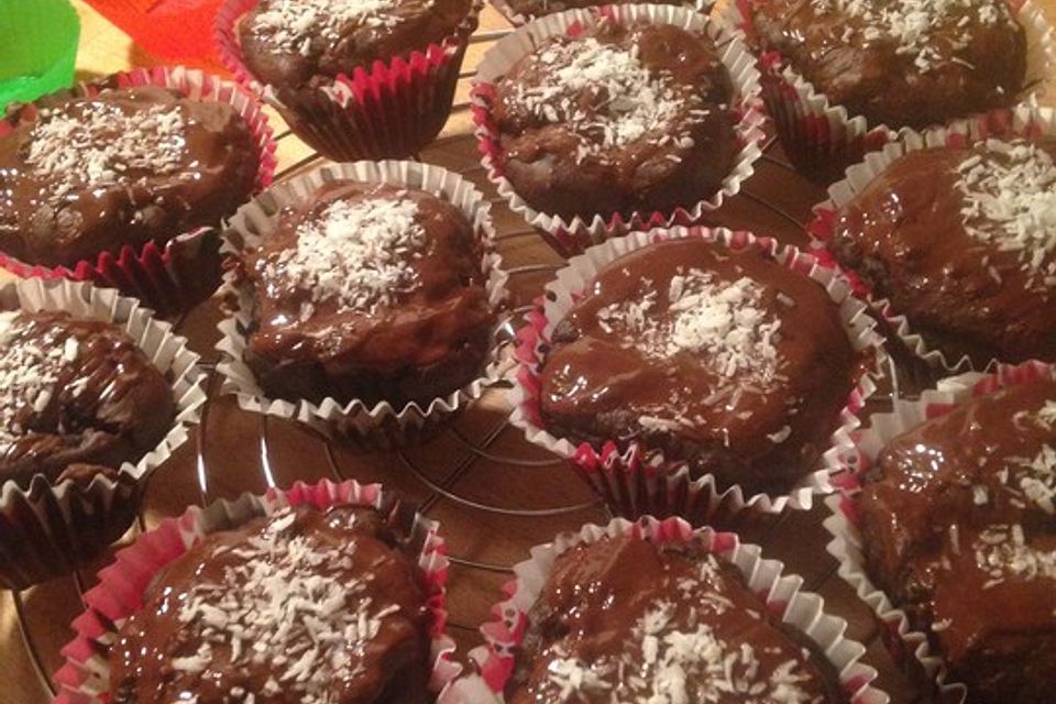 Feiner Schokokuchen ohne Zuckerzusatz Feiner Schokokuchen ohne Zuckerzusatz