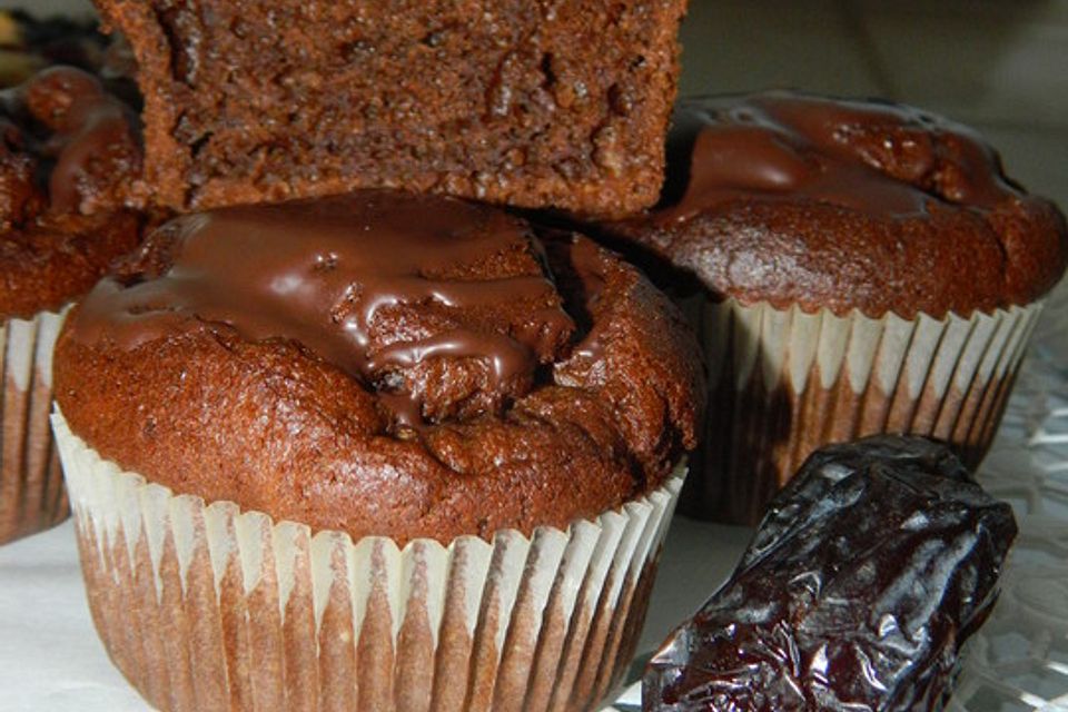 Feiner Schokokuchen ohne Zuckerzusatz Feiner Schokokuchen ohne Zuckerzusatz