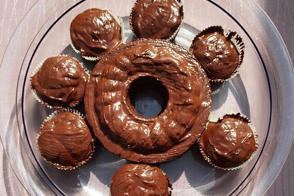 Feiner Schokokuchen ohne Zuckerzusatz Feiner Schokokuchen ohne Zuckerzusatz