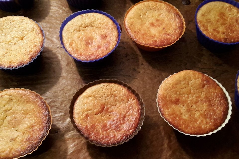 Kleine Apfelmusmuffins mit Zimt