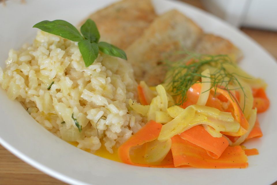 Möhren-Fenchel-Gemüse in Orangen-Ingwer-Sauce