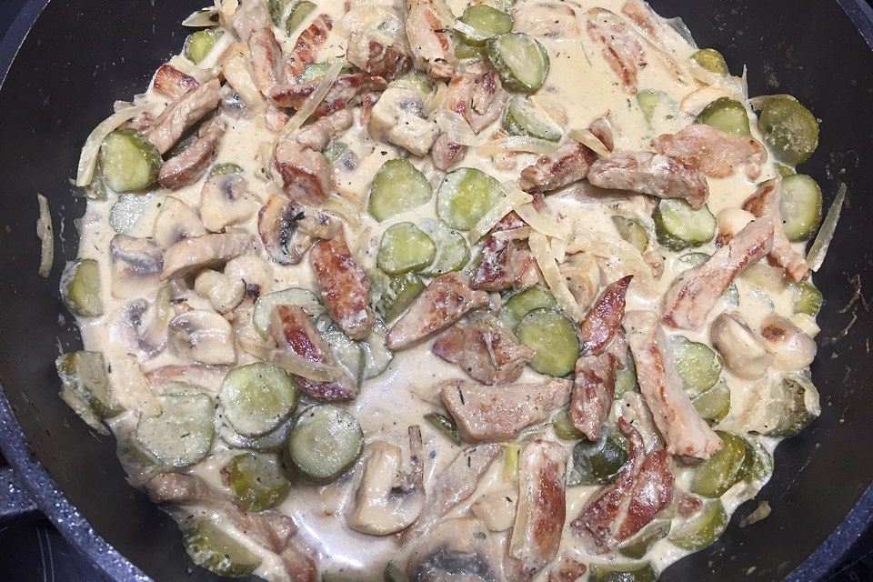 Filettopf à la Stroganoff