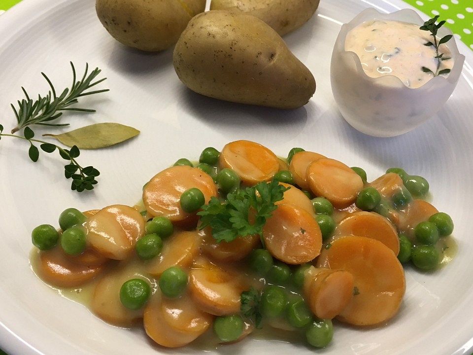 Cremiges Erbsen-Möhren-Gemüse von Janninator| Chefkoch