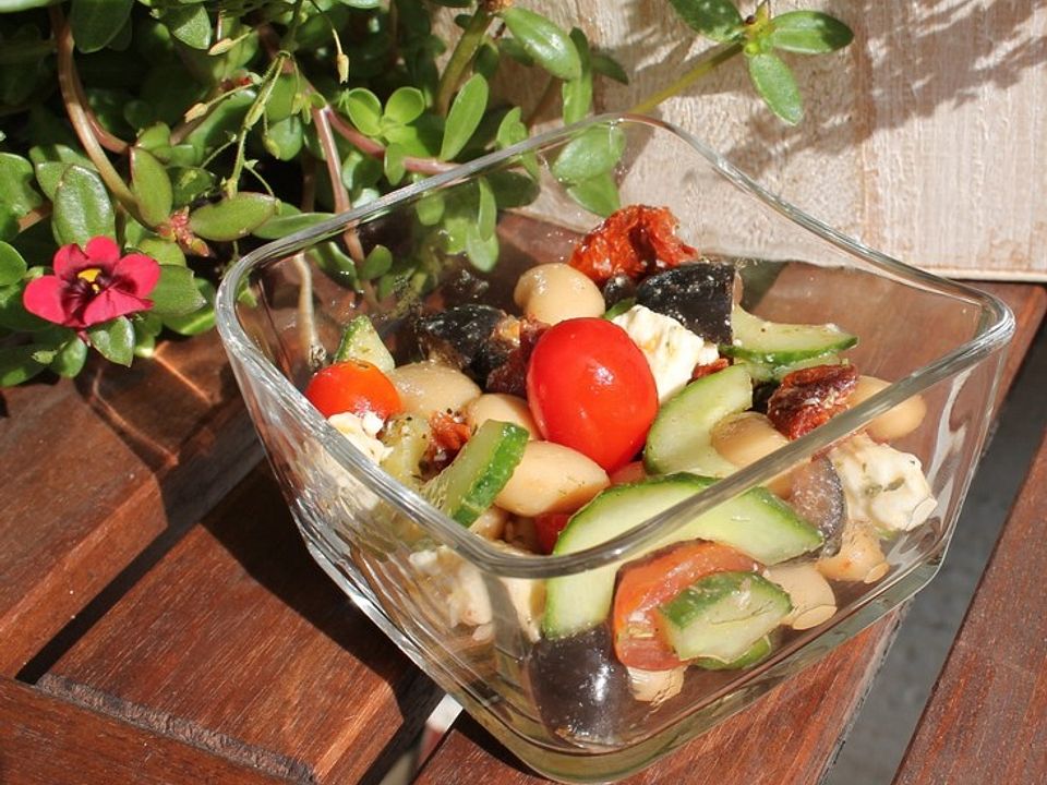 Mediterraner Salat mit Bohnen von ulkig| Chefkoch