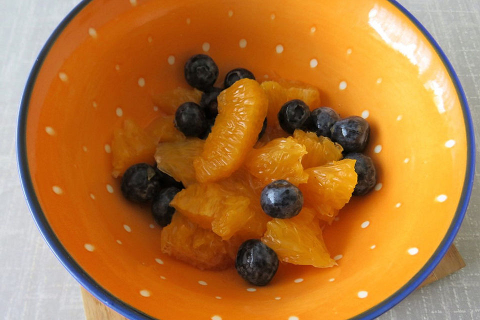 Orangensalat mit Weißwein