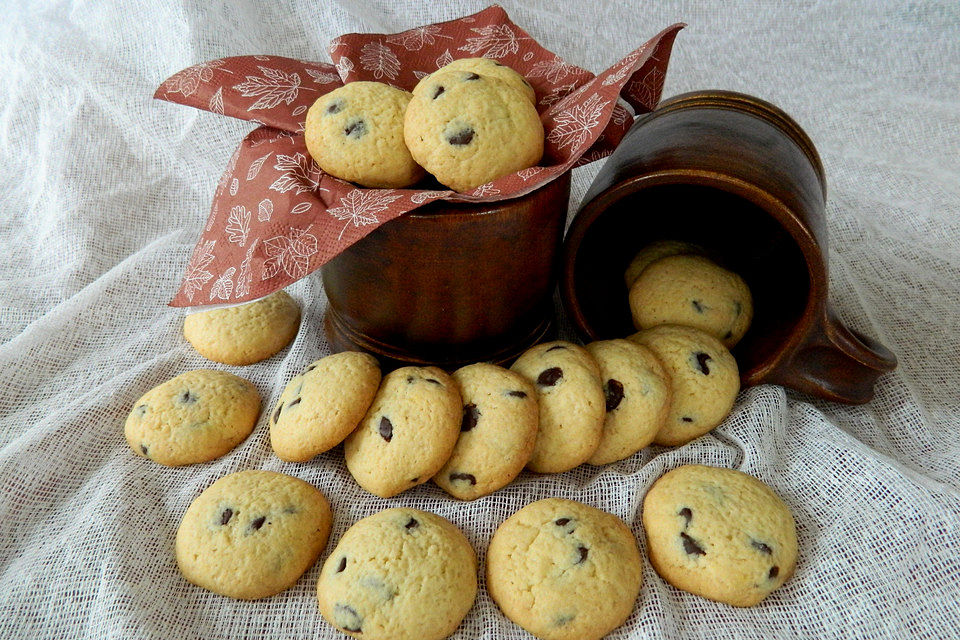 Leckere Kekse mit Schokotropfen