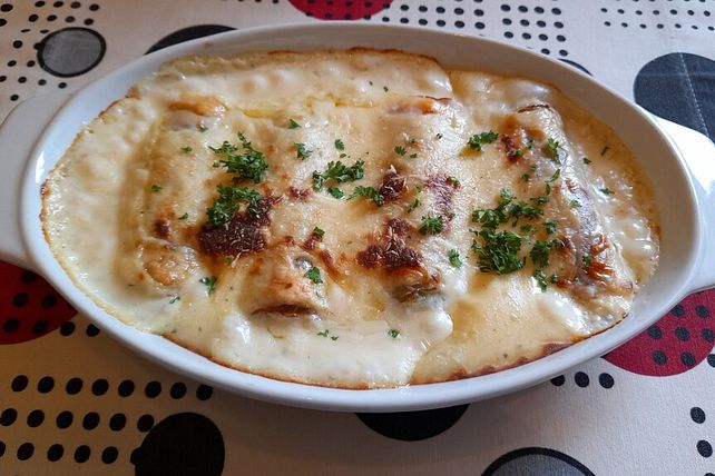 Überbackener Porree mit Schinken in Zwei-Käse-Sauce von McMoe| Chefkoch