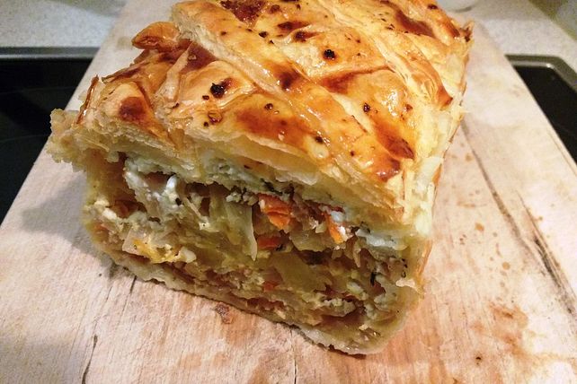 Blätterteigstrudel mit Weißkohl und Schafskäse von tomatenprinzessin ...