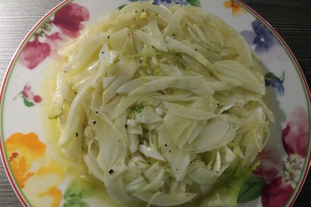 Fenchelsalat in Orangenvinaigrette von Christa1010| Chefkoch Fenchelsalat in Orangenvinaigrette von Christa1010| Chefkoch