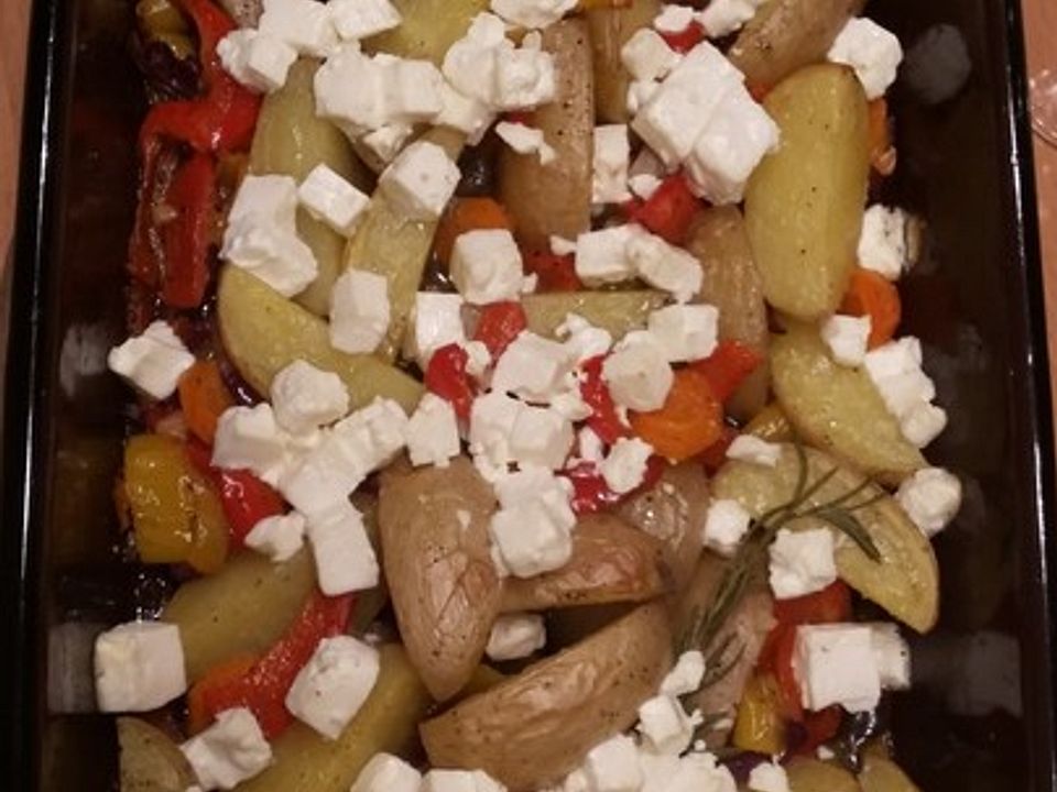 Kartoffel-Paprika-Feta-Auflauf von libellenlila| Chefkoch