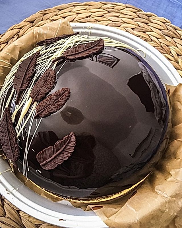Schokomousse-Torte mit Mirror Glaze