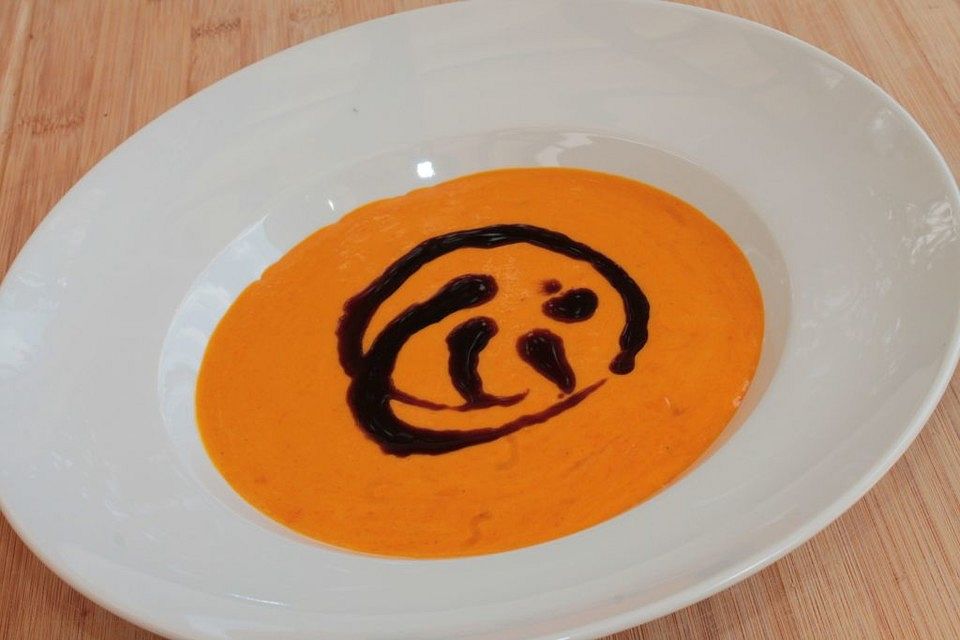 Kürbis-Paprika-Curry-Suppe