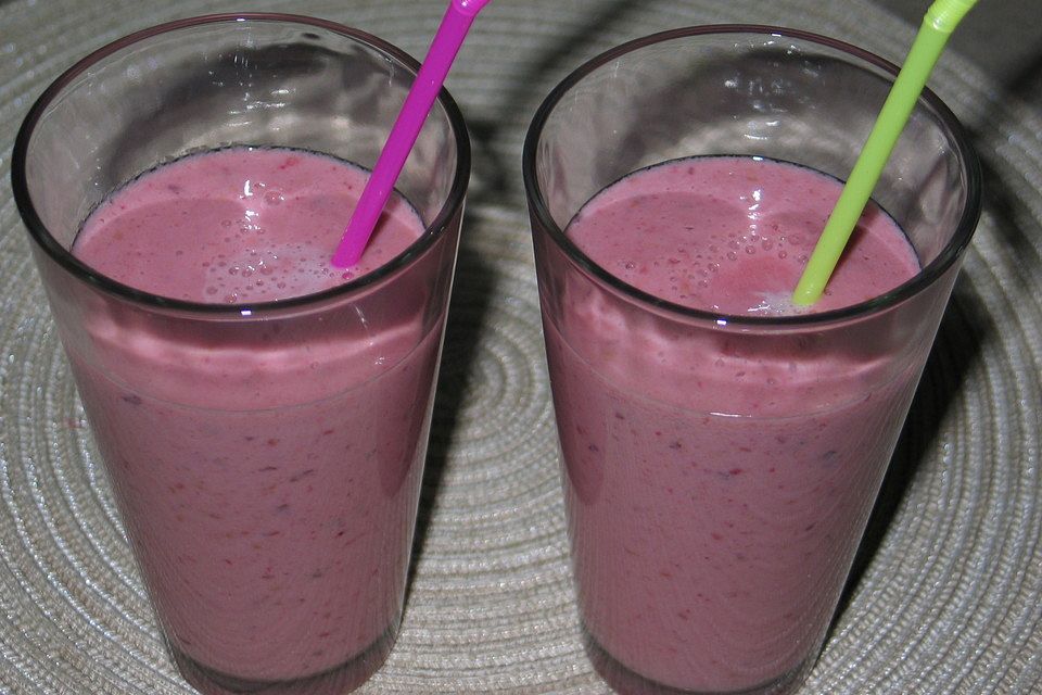 Bananen-Nektarinen-Himbeer Smoothie