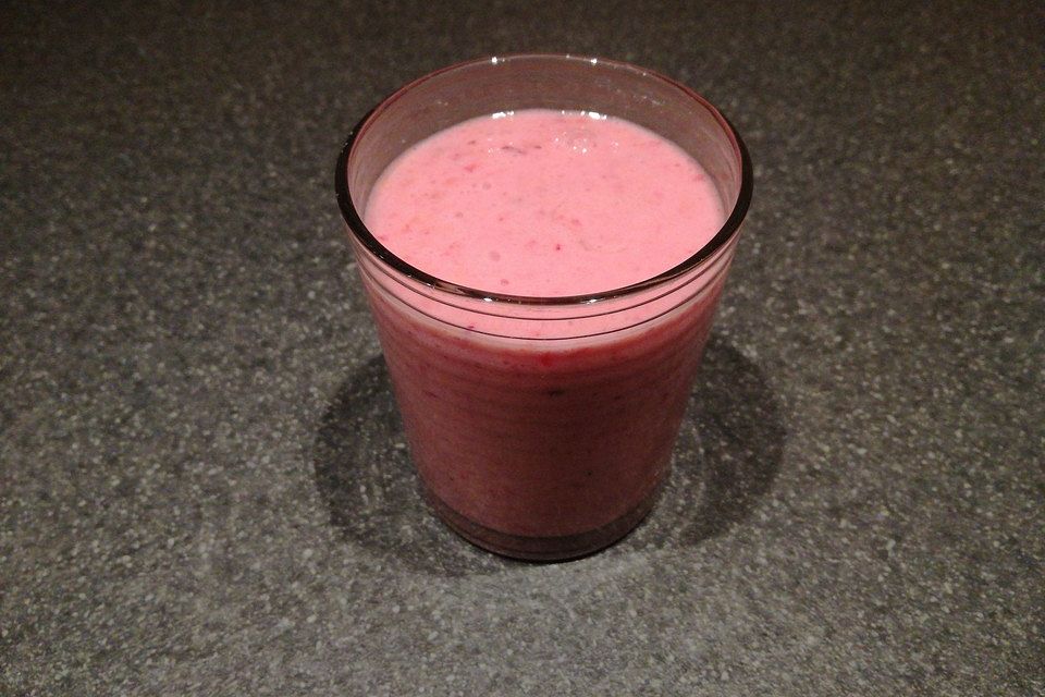 Bananen-Nektarinen-Himbeer Smoothie