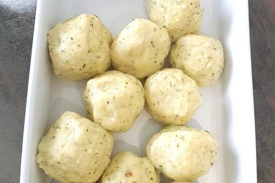 Oma Lindes Kartoffelknödel