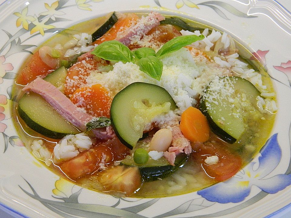 Gemüsesuppe italienische Art von imar| Chefkoch