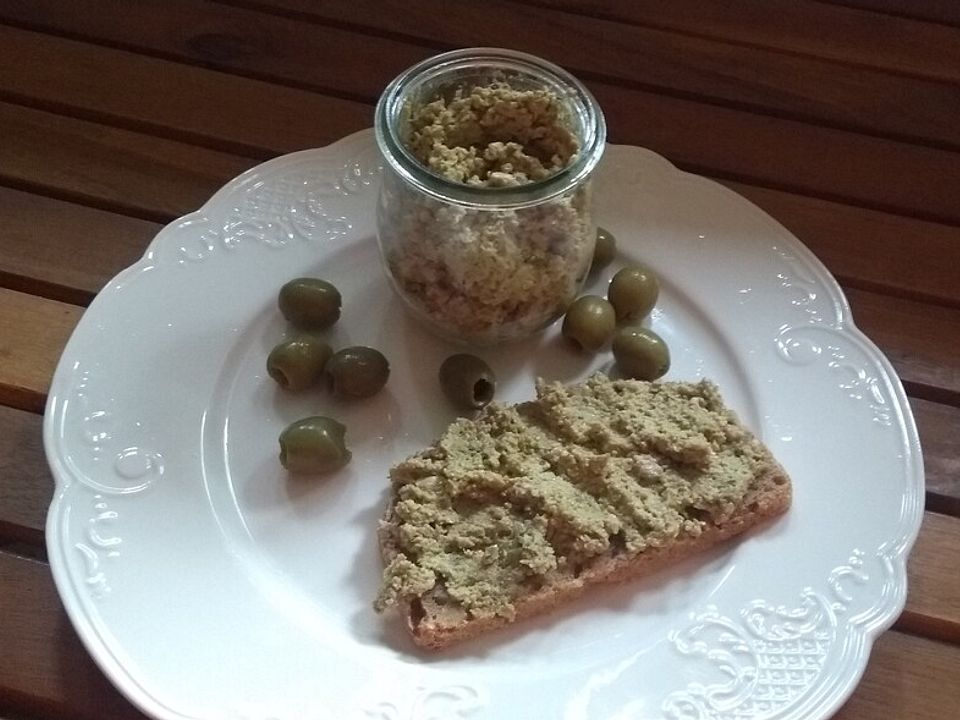 Olivenpaste als Brotaufstrich von agiagi2| Chefkoch