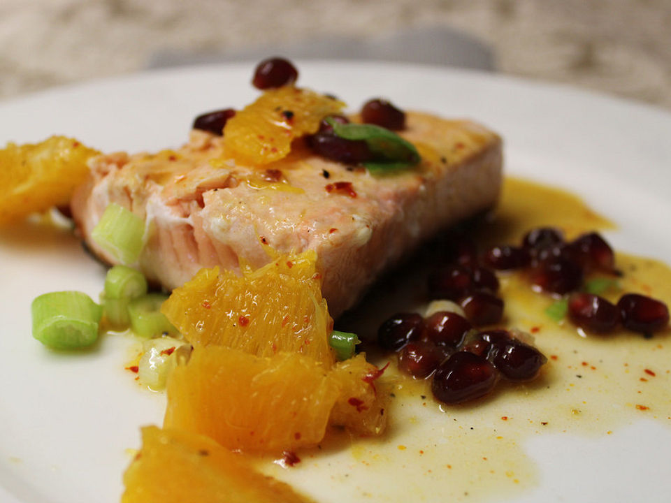 Lachs mit Orangen-Granatapfel-Salsa von ars_vivendi| Chefkoch