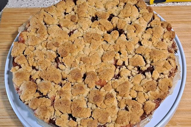 Dinkel-Pflaumenkuchen mit Streuseln von Back-Office| Chefkoch