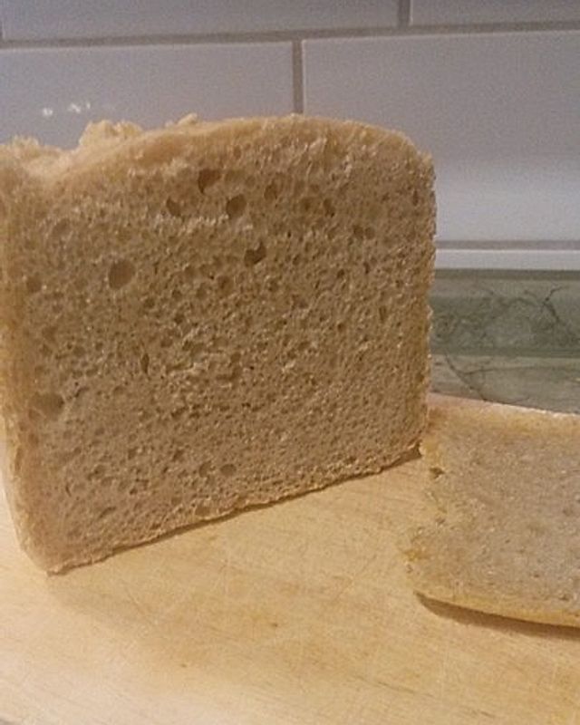 Salzarmes Brot im Backautomaten gebacken