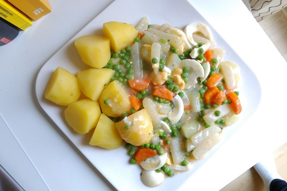 Buntes Kohlrabi - Eier Ragout