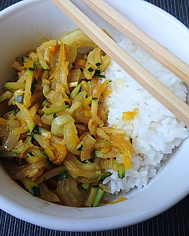 Pak Choi-Gemüse-Pfanne mit Sojasoße