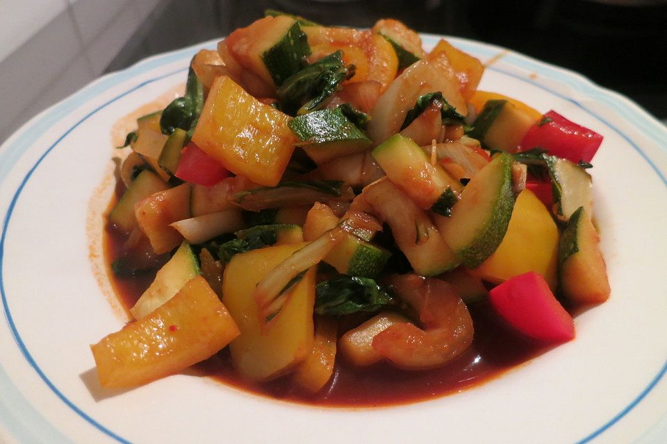 Pak Choi-Gemüse-Pfanne mit Sojasoße