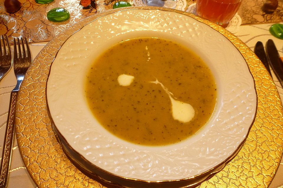 Zucchini-Orangen-Cremesuppe