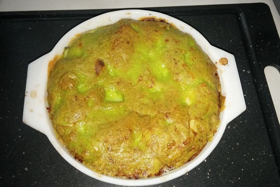 Wasabi-Erdnuss-Lasagne mit Brokkoli und Béchamelsoße