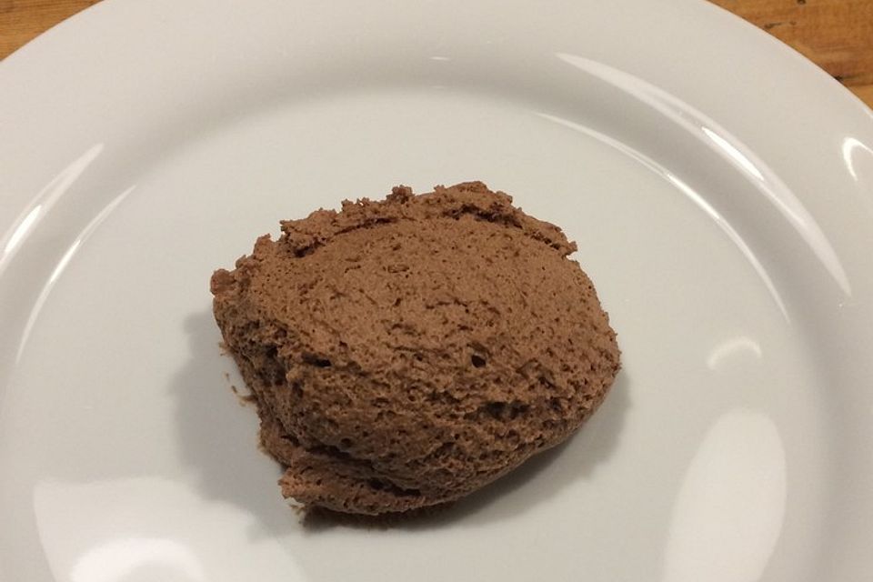 Mousse au Chocolat mit Tonkabohne