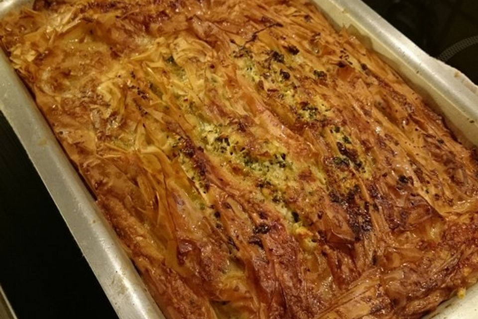 Türkisches Börek in Plissee-Optik