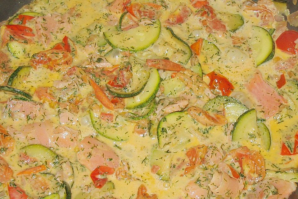 Nudeln mit Lachs - Sahne - Sauce