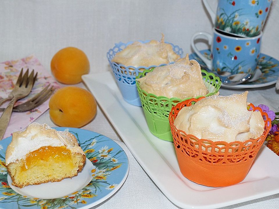 Aprikosenkuchen mit Baiserhaube - Kochen Gut | kochengut.de