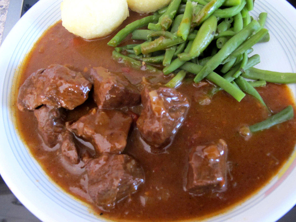 Hirschgulasch mit Orangenaroma von Monika | Chefkoch