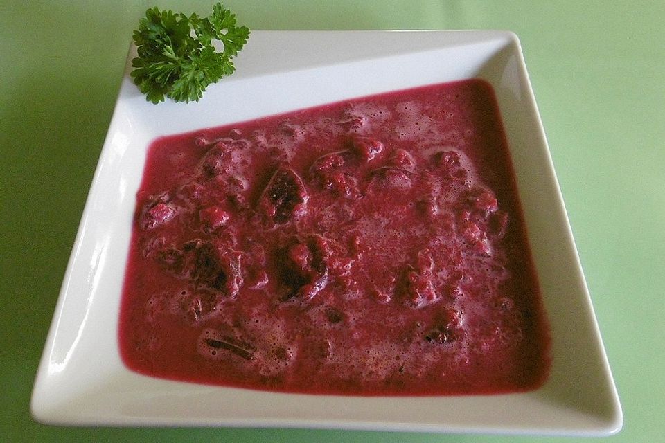 Schnelle, leichte Rote-Bete-Milch-Suppe