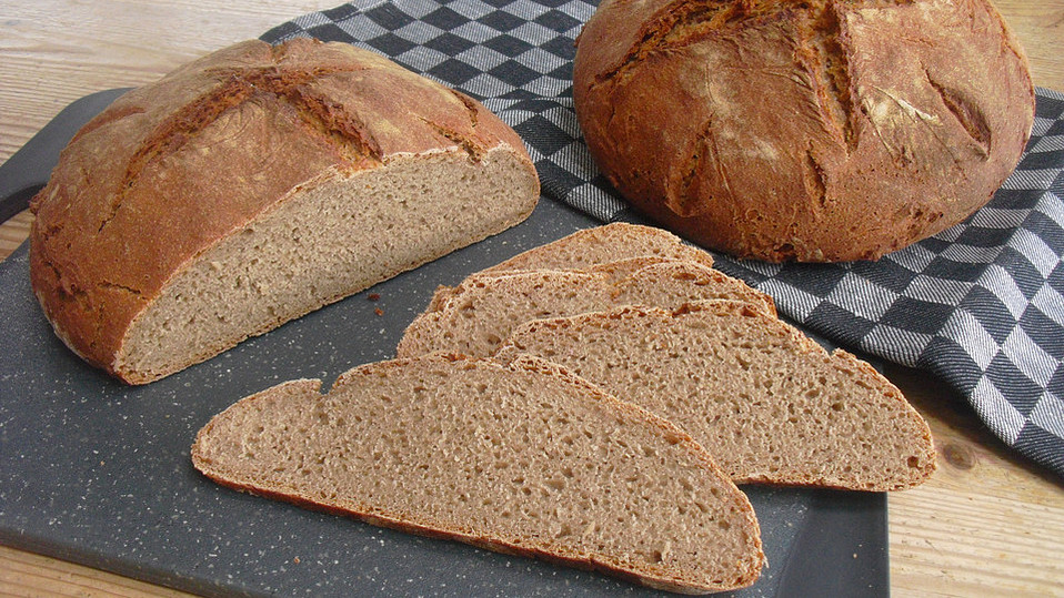 Roggen - Weizen Mischbrot Roggen - Weizen Mischbrot