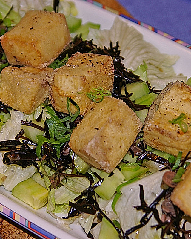 Japanischer ausgebackener Tofu