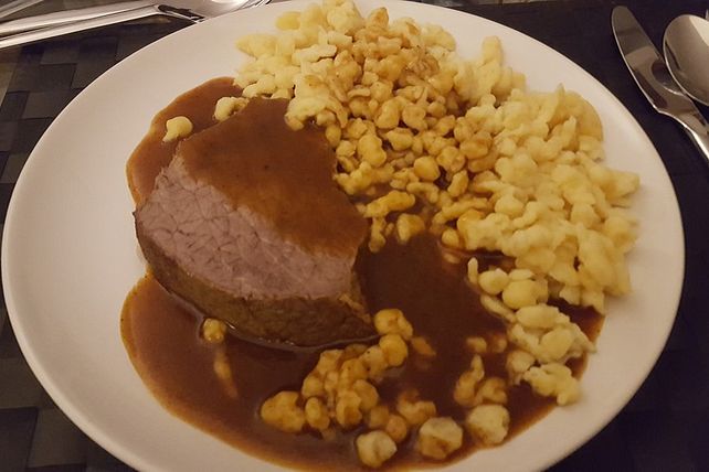 Rinderbraten mit dunkler Biersoße von Wheily| Chefkoch