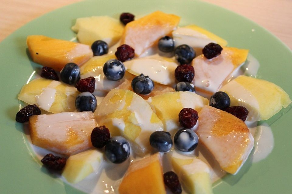 Kaki-Mango-Salat