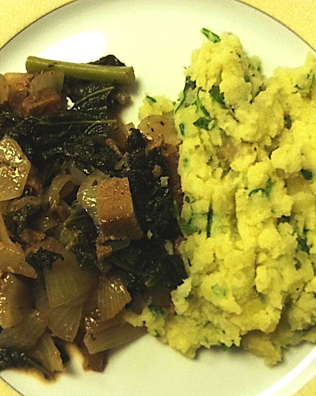 Grünkohl mit Seitanspeck und mediterranem Kartoffelpürree