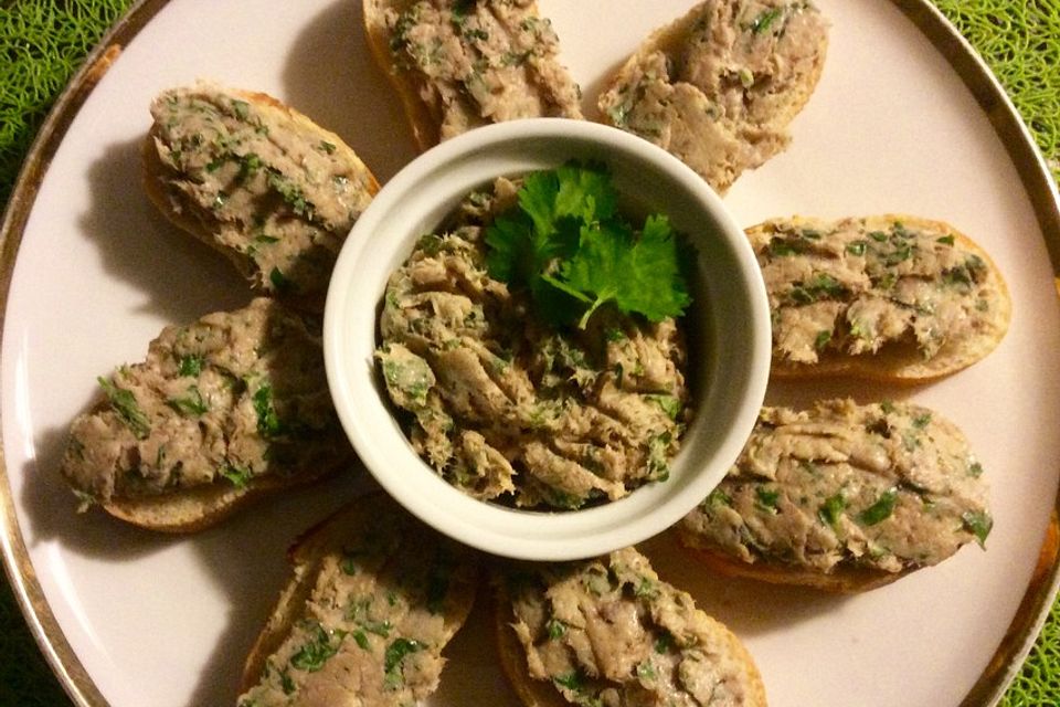 Sardinenrillette mit Koriander