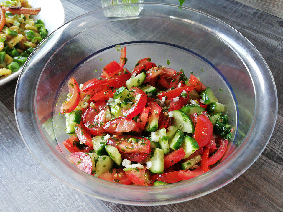 Gurken-Tomaten-Salat von Jess6065 | Chefkoch