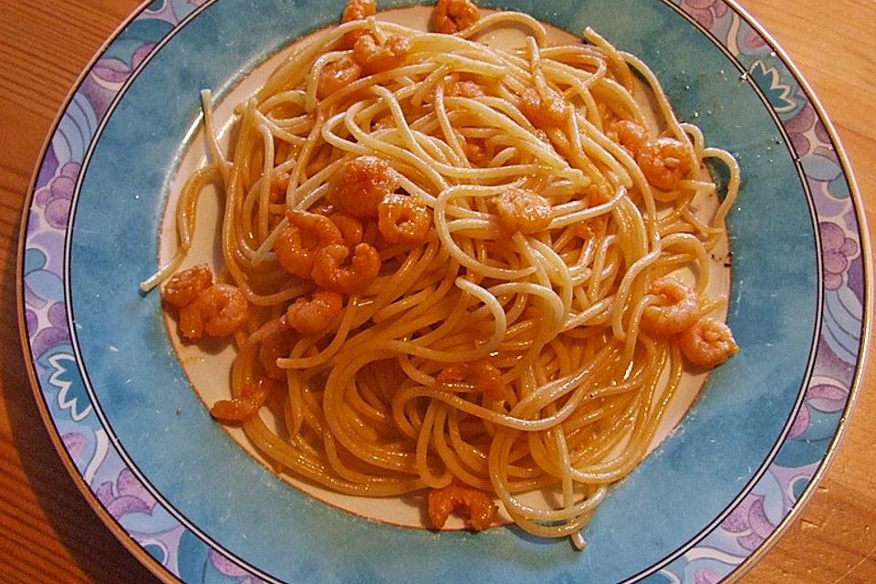 Spaghetti mit scharfen Shrimps