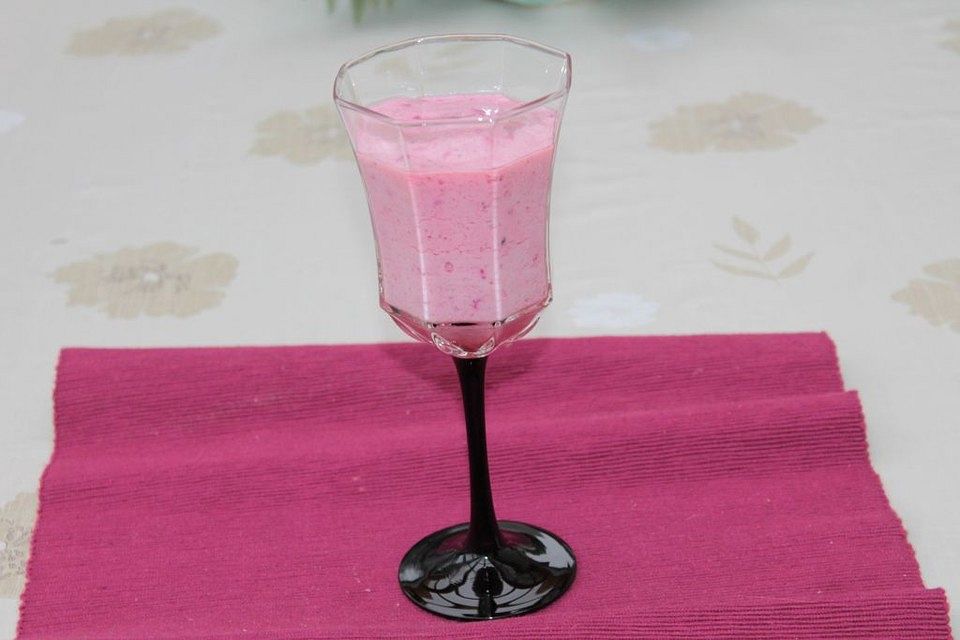 Zwieback-Jostabeere-Frühstücks-Smoothie